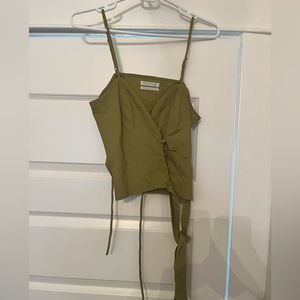 Urban outfitters. Size M.